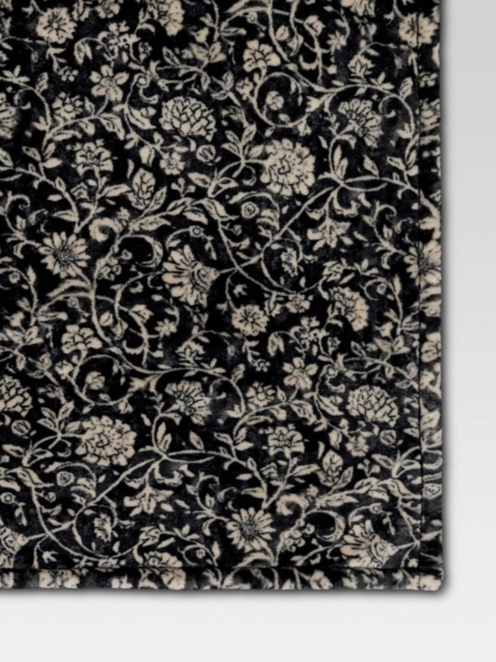 Oversized Printed Floral Primalush Throw - Threshold - Picture 4 of 7